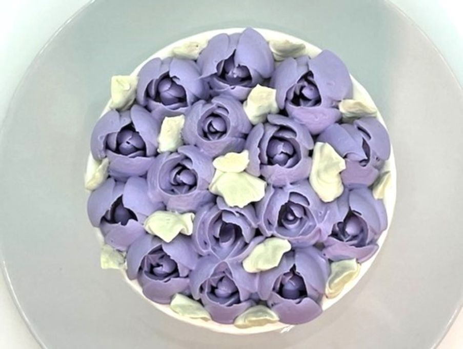 紫のフラワーデコレーションケーキ 4号 12cm 母の日父の日2024 2