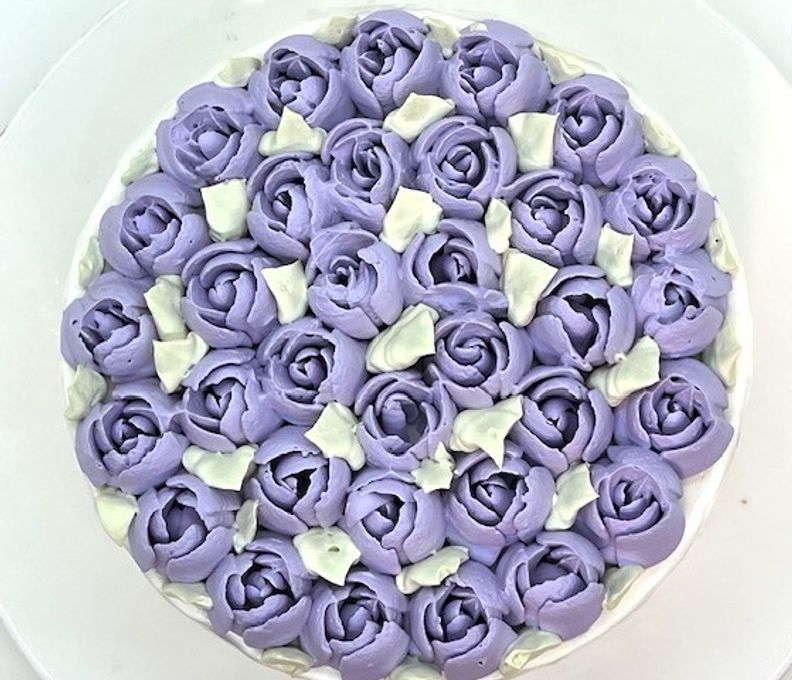 紫のフラワーデコレーションケーキ 7号 21cm 母の日父の日2024 2