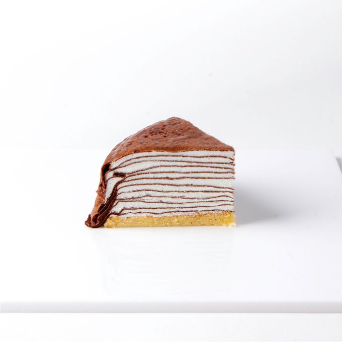 12層のクレープ生地から成るミルクレープ  ショコラ 6号（直径18cm） 3