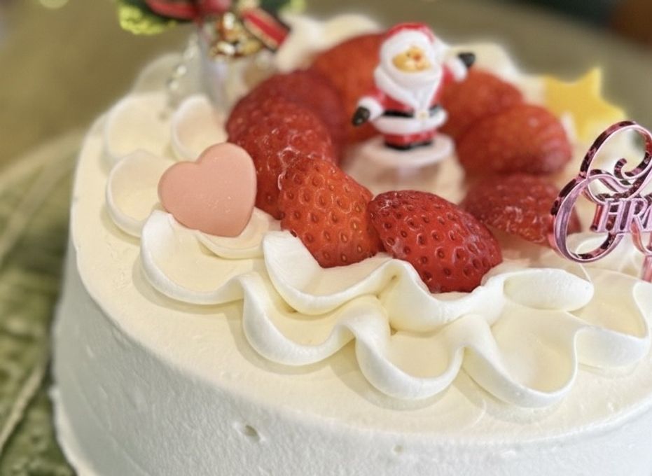 【美味宣言】純生クリスマス 苺ショート4号 【甘味すっきり、体に優しいスイーツを】残り5個/100  4号 12cm クリスマス2025 3