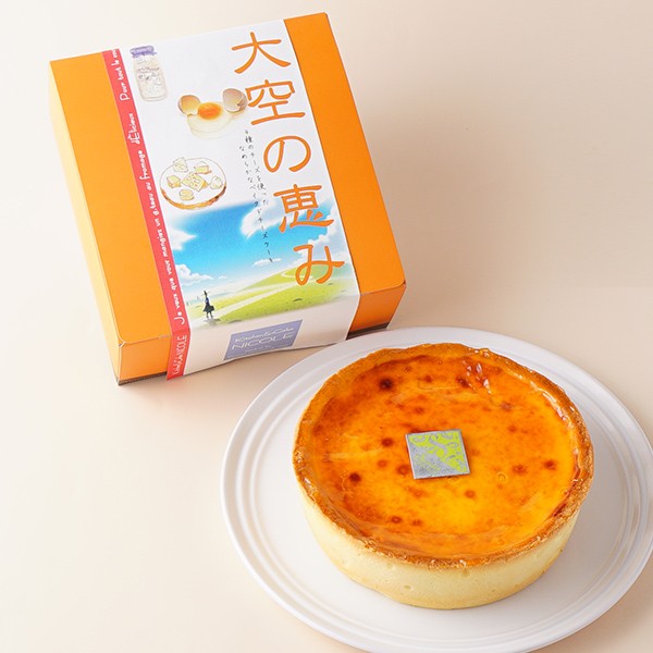 4種のチーズを使ったクワトロフロッマジヨ ベイクドチーズケーキ