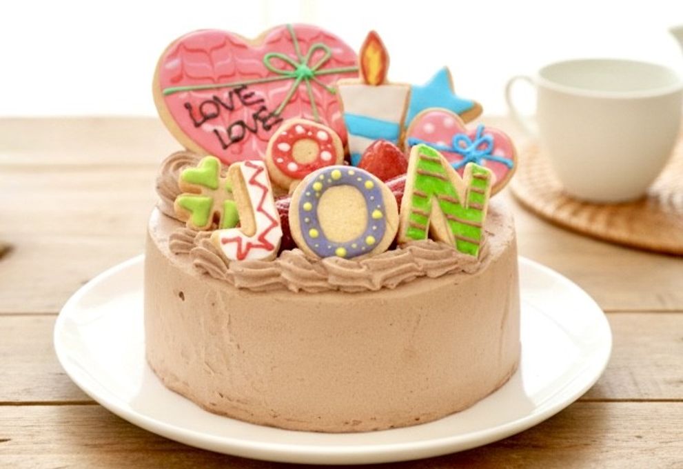 生チョコ苺ショート Lovelyアイシングクッキーケーキ 文字入りアイシング 5号 15cm （お得なアイシングセットです） ギフトに最適  1