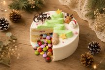 【3度楽しめる】残り5個/30クリスマスリース ギミック苺ショート センイルケーキ ５号 1５m 6