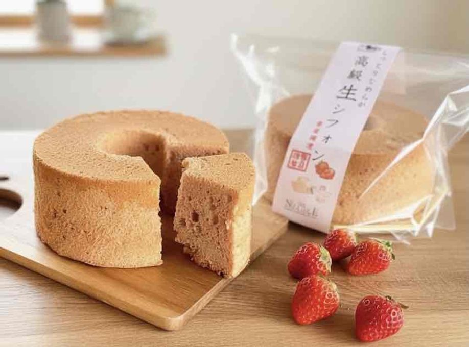 季節替わり ～春苺爛漫～ 高級生シフォンケーキ 17cm  1