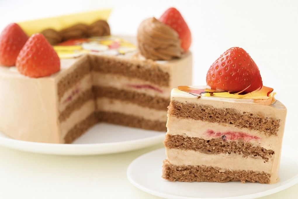 【安心美味宣言】純生チョコケーキ苺ショート イラストケーキ 4号 12cm ギフトに最適 4