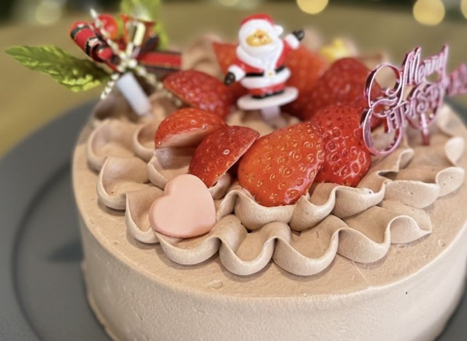 【美味宣言】純生チョコレートクリスマス  苺ショート ５号 【甘味すっきり、体に優しいスイーツを】 残り8個/70  5号 15cm クリスマス2025 3