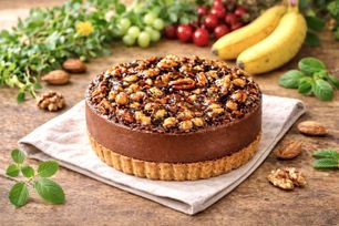 【卵、乳、小麦、白砂糖不使用、グルテンフリースイーツ】キャラメルナッツバナーヌショコラ【京豆腐仕込み】 5号 15cm ～京豆腐をベース作り上げたショコラケーキ～《ヴィーガンスイーツ・ヴィーガンケーキ》 《無添加》《アレルギー配慮》 