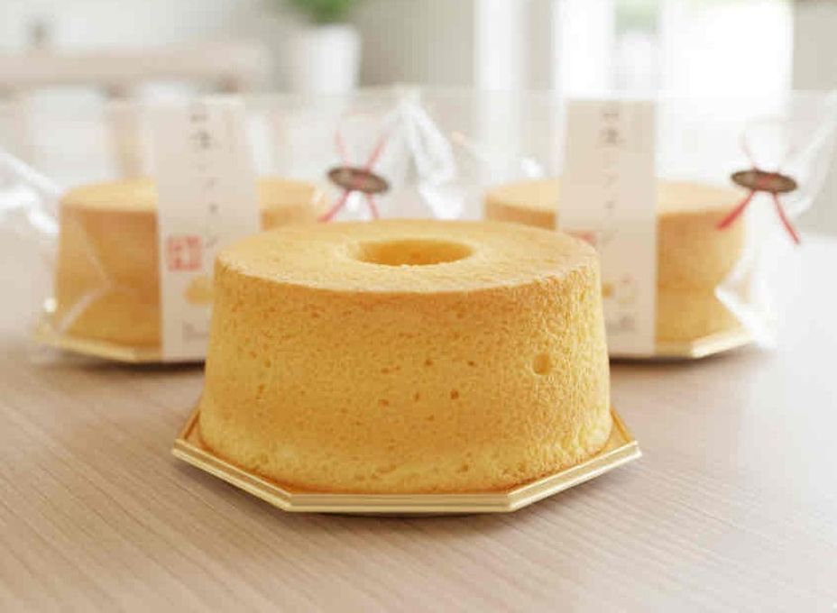 高級生シフォンケーキ バニラ味 17cm  2