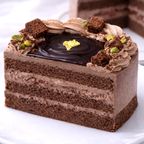 NEW チョコレートケーキ 10号 半解凍でとろける （室温で半解凍していただくと、外はふんわり、中はひんやりとした食感をお楽しみいただけます）北海道純生クリーム・小麦粉・バター #ふわひん純生ショコラ 2