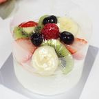 新作：フルーツたっぷりデコレーションケーキ 3号 3種類のケーキからお選びください（バースデーオーナメント＋キャンドル付き）北海道の生クリーム・小麦粉・バター100％使用 お急ぎ便対応 1