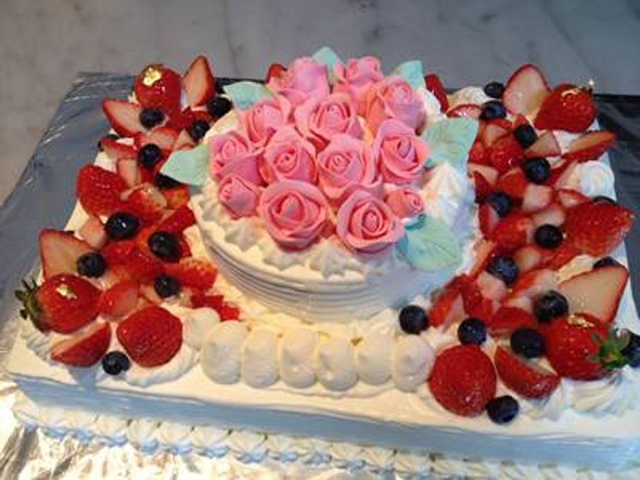 【25x38cm】スペシャルな日の薔薇ケーキ（2段）::153 1