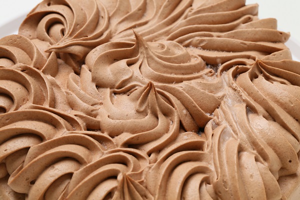 乳製品・小麦粉除去可能 チョコクリームデコレーションケーキ 4号 12cm 8