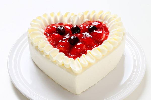 ハート型苺デコレーション 4号 12cm