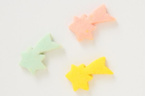 乗り物クッキーのデコレーションケーキ 生クリーム☆国産小麦粉と安心材料 5号 15cm 8