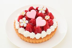 お花畑(アイシングクッキ－)の苺タルト 季節限定 4号 12cm