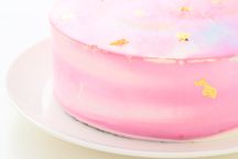 キャラクター3体まで パステルマーブルのココアスポンジキャラクターチョコプレートケーキ 6号 18cm 10