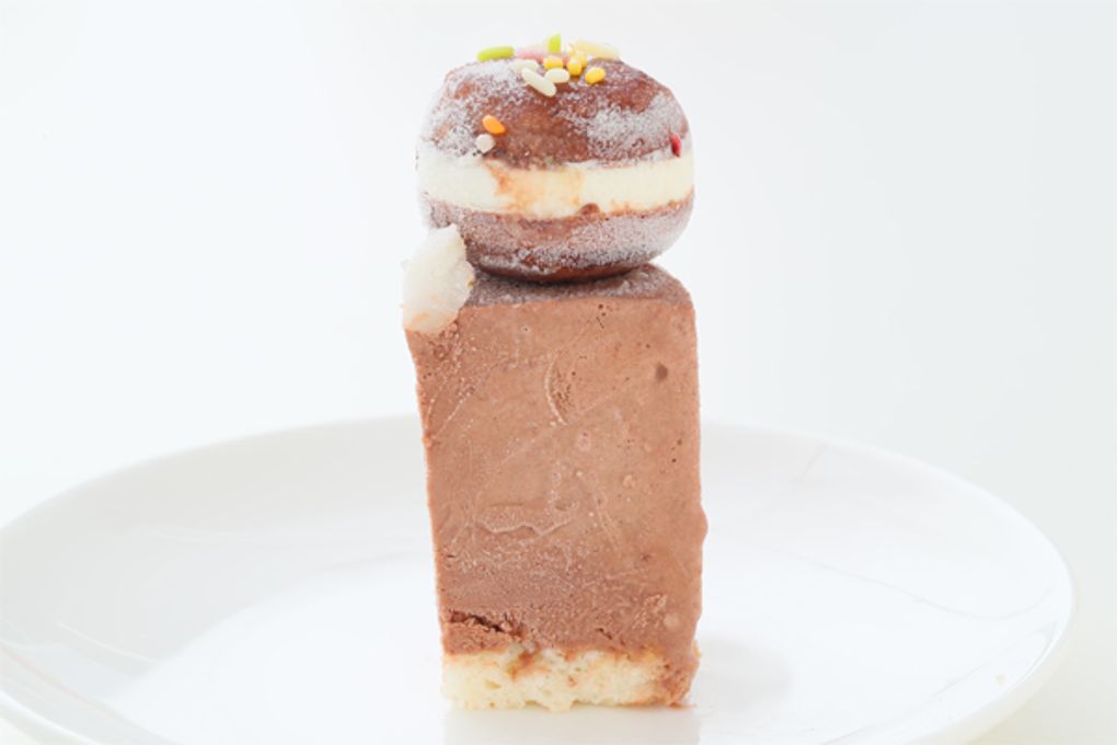 ハート型 チョコレートアイスクリームのデコレーションケーキ 6号 18cm  4
