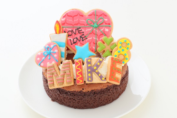 TOROKERUクラシックショコラ Lovelyアイシングクッキーケーキ 文字入りアイシング 5号 15cm （お得なアイシングセットです） ギフトに最適 1