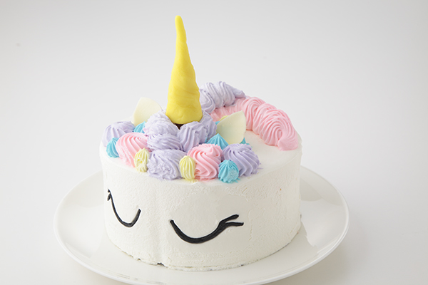 ゆめかわユニコーンお誕生日ケーキデコレーション 夢かわ！ユニコーンケーキ 5号 15cm（カラーズ） | Cake.jp