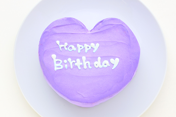 韓国ケーキ 6号 パープル ハートのメッセージケーキ 18cm