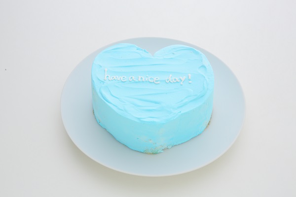 韓国ケーキ 4号 ライトブルー ハートのメッセージケーキ 12cm センイルケーキ 2