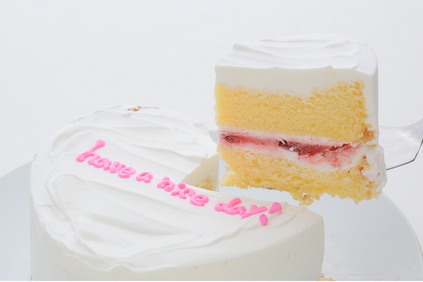韓国ケーキ 5号 ホワイト ハートのメッセージケーキ 15cm センイルケーキ 3