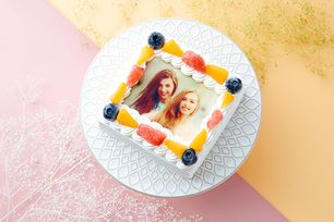 【爆買いSALE】≪送料無料≫スクエア写真ケーキ 4号 12cm