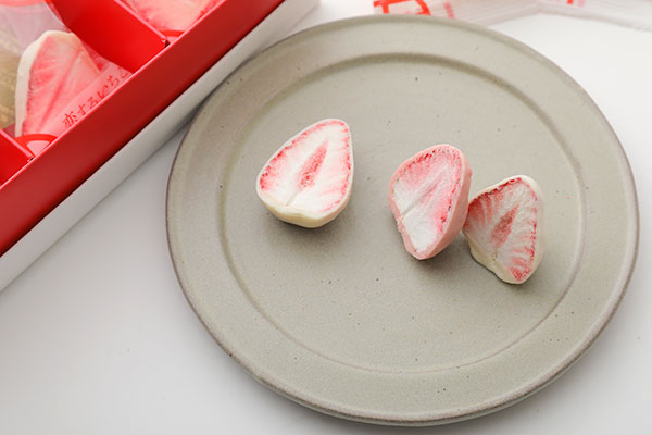 恋するいちごプレミアム15個入～とちおとめ、日本一の産地から。苺が主役の美味しいお菓子～    6