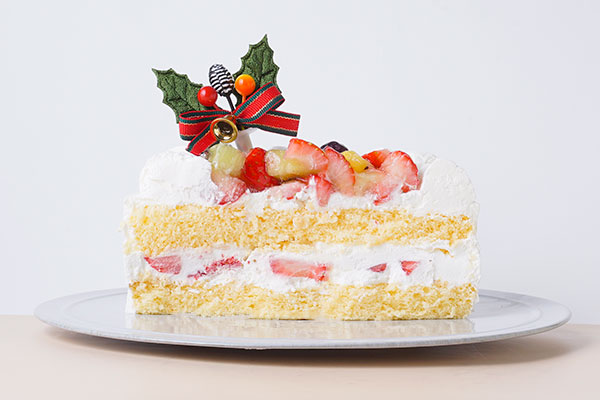 フルーツデコレーションケーキ 4号 12cm（洋菓子店 菓樹工房萌） | Cake.jp