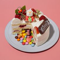 2度楽しめる！今年も大好評です。 クリスマスギミックケーキ 4号 12cm  クリスマス2023