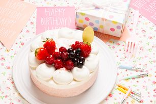 卵・乳製品・小麦粉除去可能 いちごみるく 5号 15cm