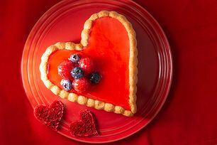 濃厚でチーズ好きにはたまらない！ハートのレアチーズ 5号 15cm