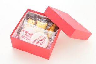 【紅茶セット】母の日 こぐまのマドレーヌ３個とプリントクッキー詰合せ 
