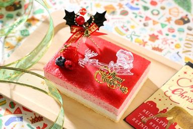 砂糖不使用！ Xmas 低糖質苺ココナッツ 13.5ｘ11cm 4.5号 クリスマス2025