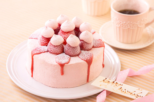 苺づくしデコレーションケーキ 4号 12cm
