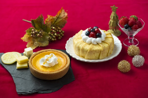 クリスマス2022 フレシュール冬のケーキセット【ミックスベリーのクレープケーキ/濃厚チーズタルト】