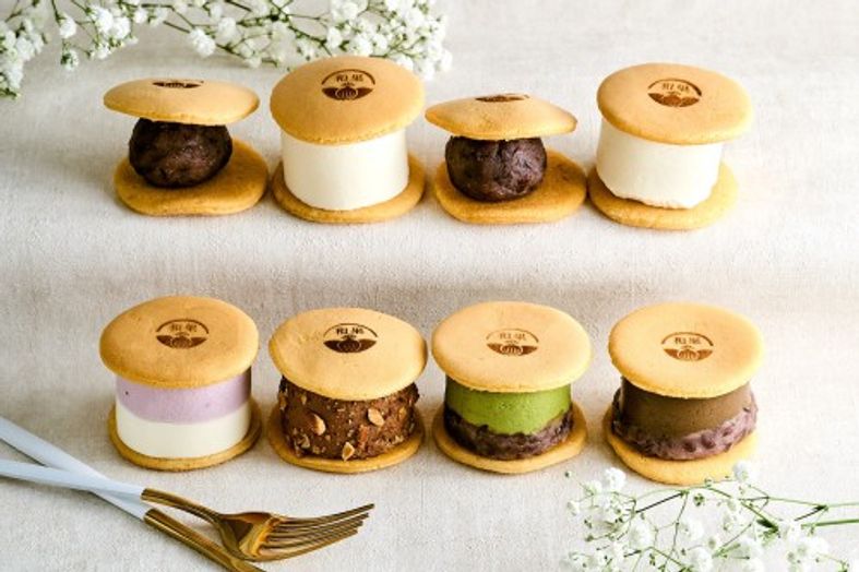 お歳暮にオススメ！大阪市あきないグランプリ優秀賞受賞!!～ メディアで人気の生どらやき、和スイーツ～「和かろん。」8個入お歳暮2025