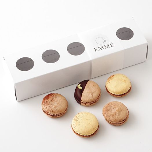 マカロンバリエ 表参道の人気スイーツ店[EMME]の実力派パティシエが作るトリュフ香るマカロンショコラバリエ 