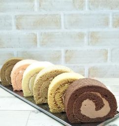 お得なロールケーキ詰合せ