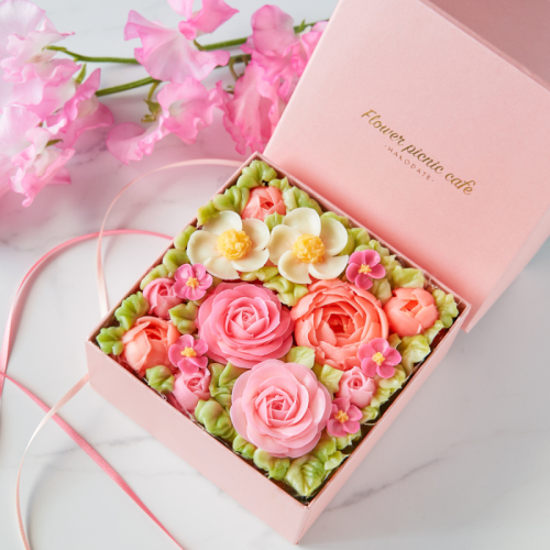 まるで生花✿『食べられるお花のケーキ』 【Peach Pink】ボックスフラワーケーキ 母の日2024 ホワイトデー2024