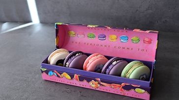 le petit champ de fleurs （ル プティション ド フルール） マカロン5個入り 