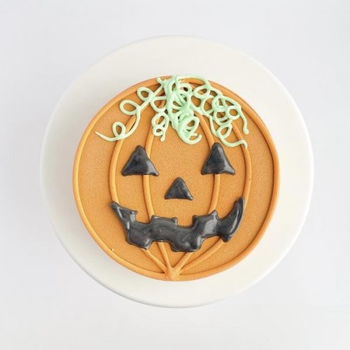【ハロウィンケーキ2021】かぼちゃのおばけケーキ～チョコレートムースケーキ 5号
