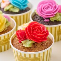 【母の日/誕生日の特別ギフトに】✿食べられるお花のカップケーキ＜6個セット＞   母の日2024 