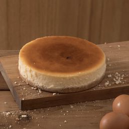 EMたまごチーズケーキ【1ホール】