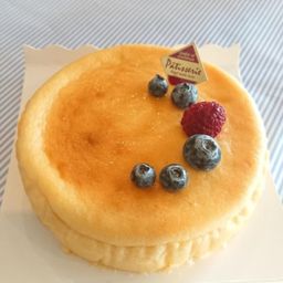 血糖値を気にする方に！管理栄養士が作る低糖質でグルテンフリーなスフレチーズケーキ 白砂糖不使用、小麦粉不使用、牛乳不使用 5号 15cm