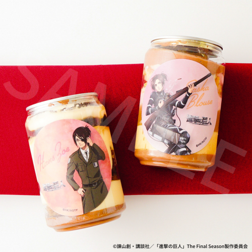 TVアニメ『進撃の巨人』ケーキ缶（ハンジ・サシャ）【限定スタンド缶バッジ付】