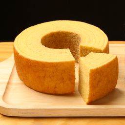 もちもち小麦の しっとり高級 バウムクーヘン L《常温便》