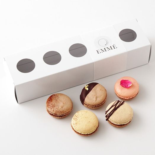 【Cake.jp限定】表参道の人気スイーツ店[EMME]の実力派パティシエが作る トリュフ香るマカロンショコラバリエ 