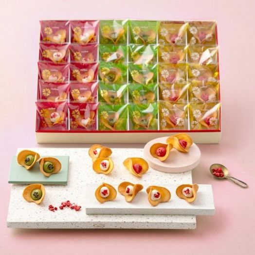 【KINEEL】ルフル30個入（バニラ×10個・抹茶×10個・ベリーベリー×10個）京都からお届け♪お花の形のかわいいラングドシャスイーツ 