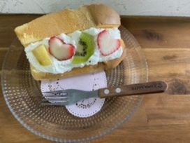 ハート苺入りフルーツクリームサンドシフォン6個セット バレンタイン2026 ホワイトデー2026